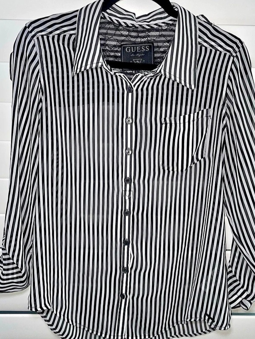 GUESS Striped Button Down in Black & White Size Medium